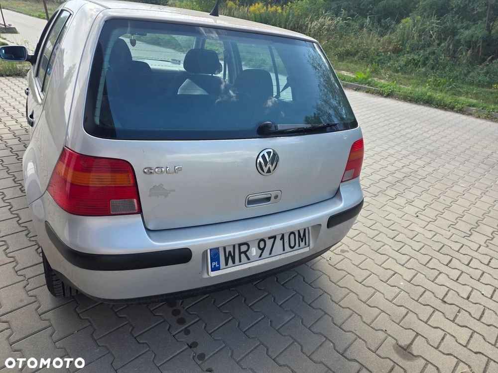 Volkswagen Golf 1.4 Comfortline - 2