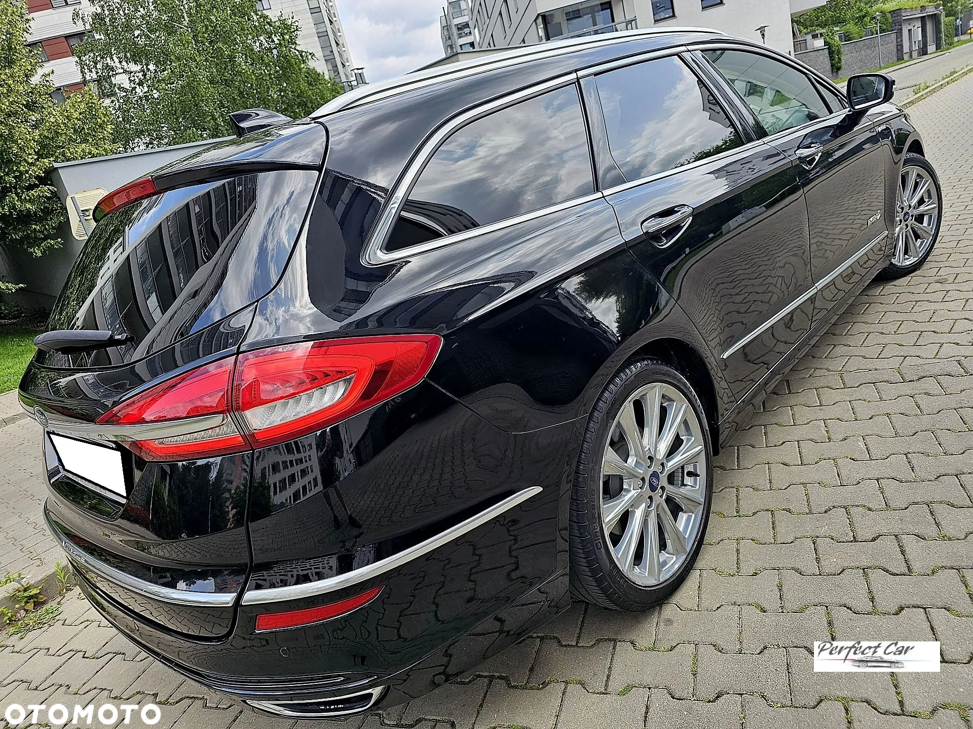 Ford Mondeo Vignale 2.0 Hybrid - 4