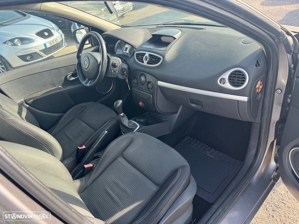 Renault Clio Break 1.2 16V Dynamique - 18