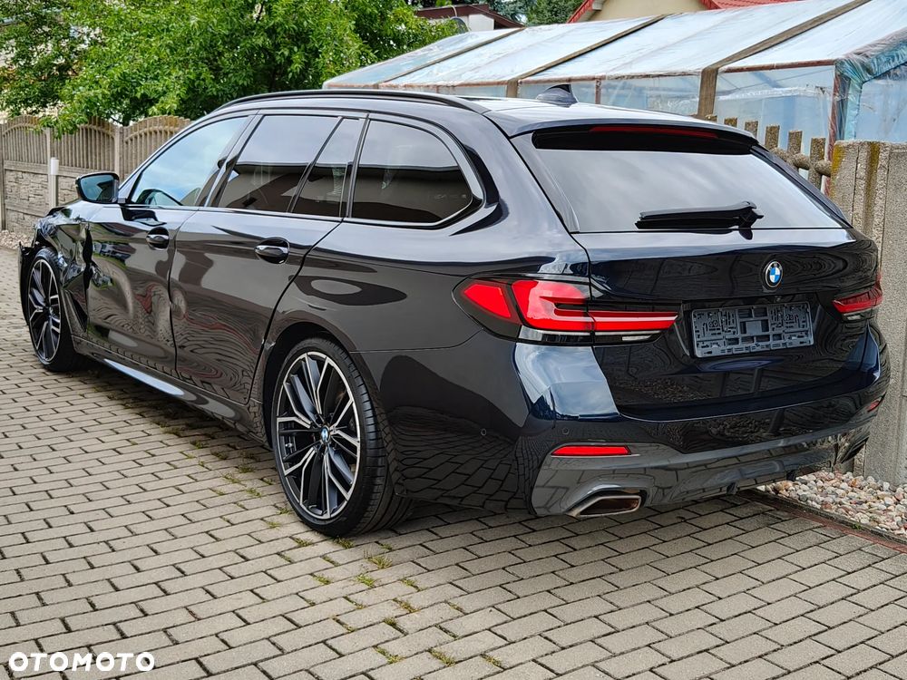 BMW Seria 5 540i xDrive mHEV M Sport sport - 17