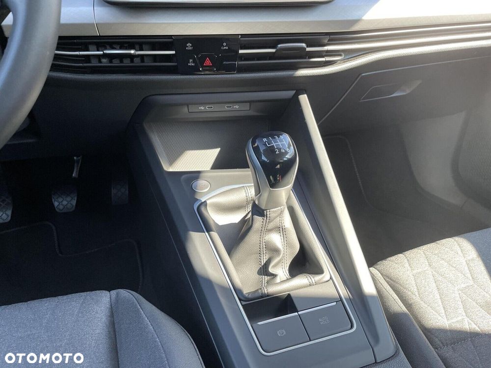 Volkswagen Golf Variant - 27