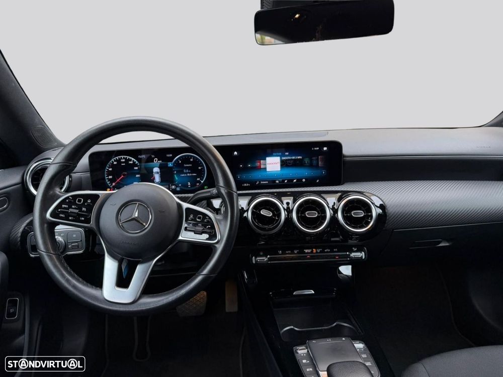 Mercedes-Benz CLA 180 - 10