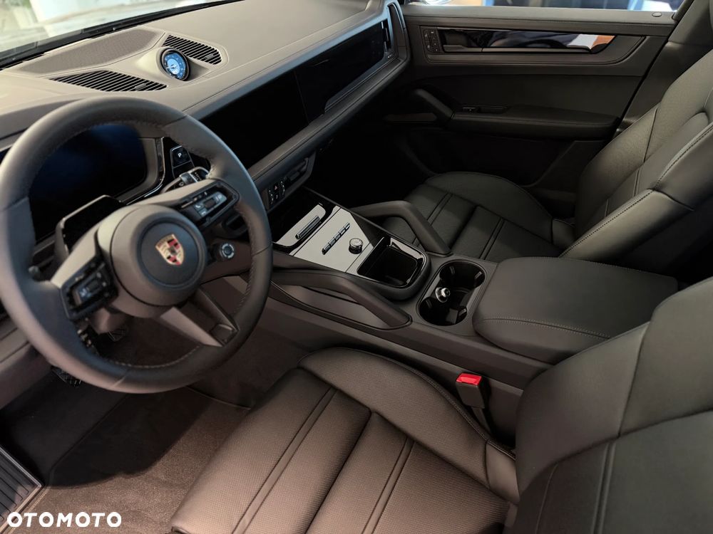 Porsche Cayenne E-Hybrid PHEV Black Edition - 25