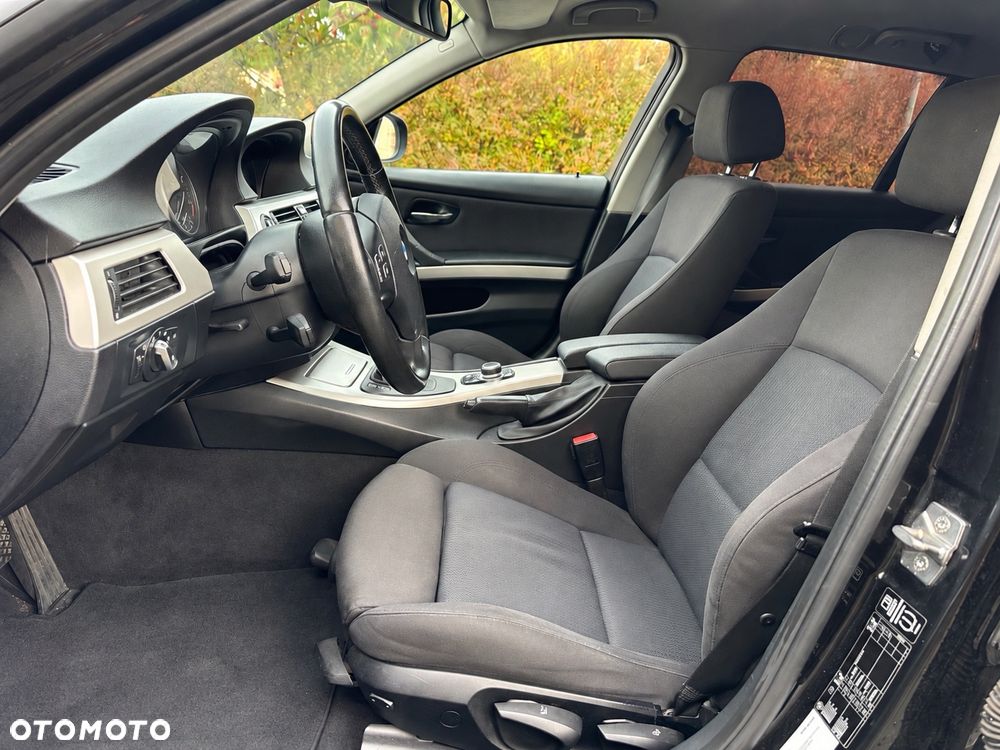 BMW Seria 3 - 17