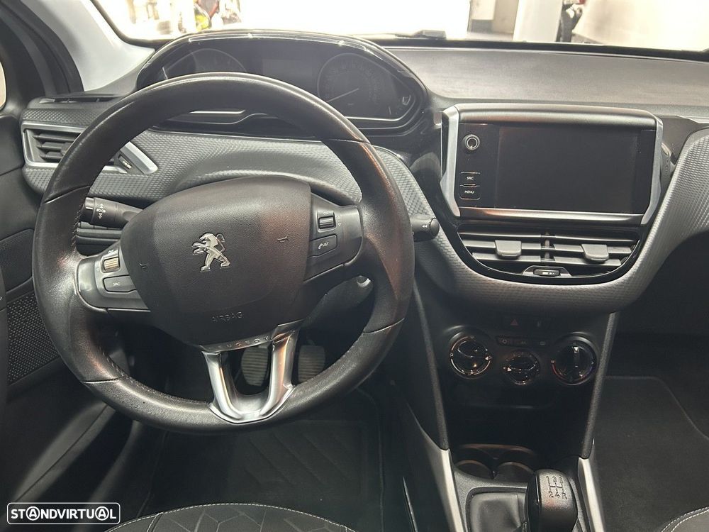 Peugeot 2008 1.2 PureTech Allure - 13