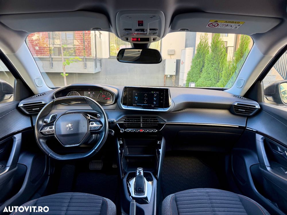 Peugeot 2008 - 7