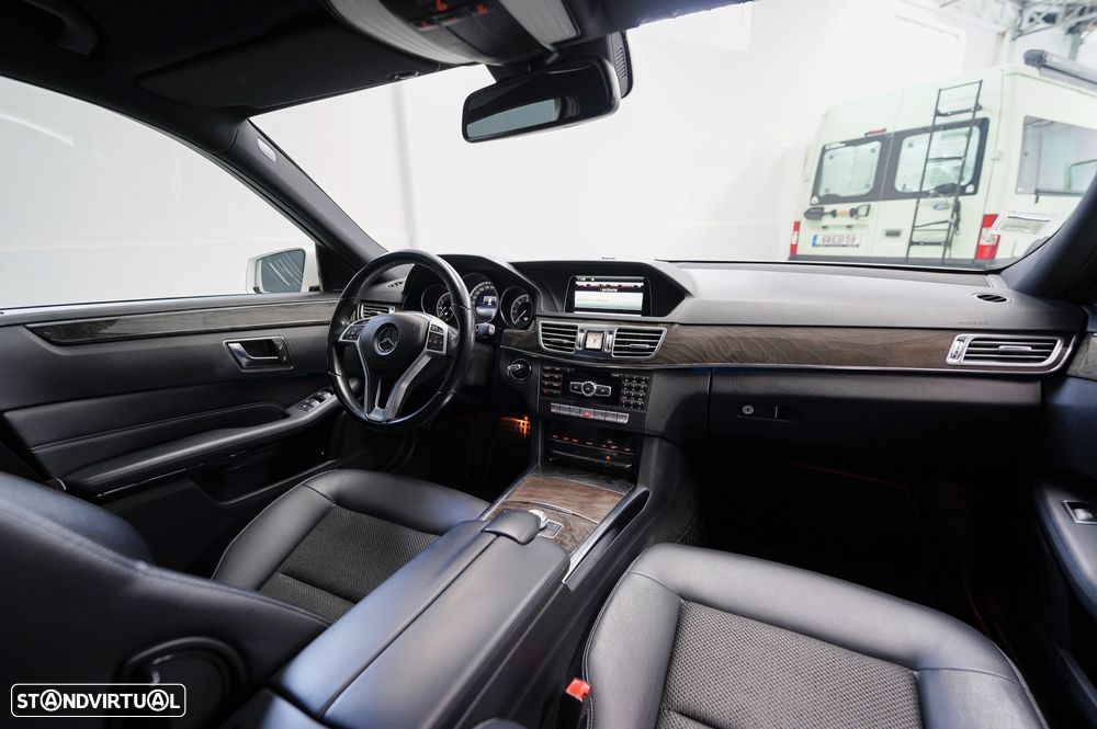 Mercedes-Benz E 220 BlueTEC Avantgarde Auto. - 2