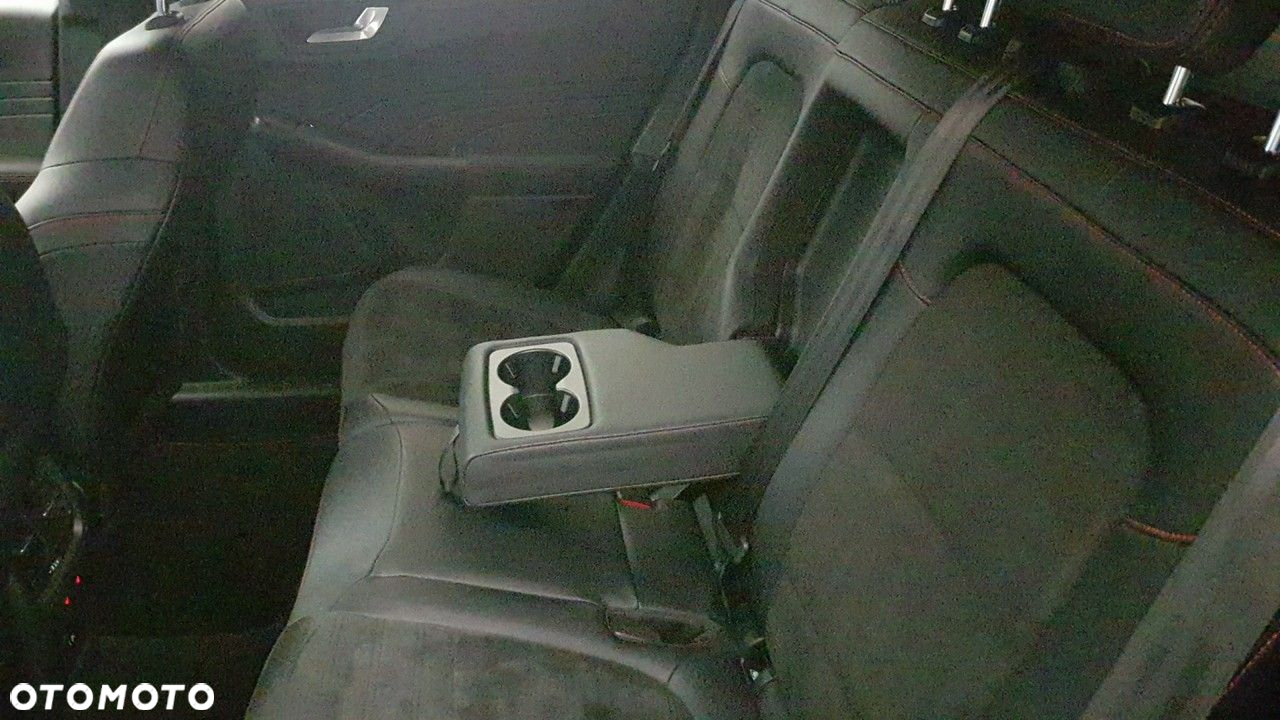 Ford Kuga - 21