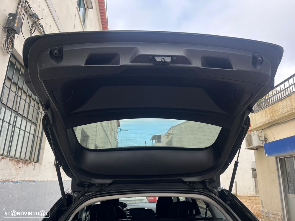 Peugeot 308 SW 1.6 BlueHDi Style - 38