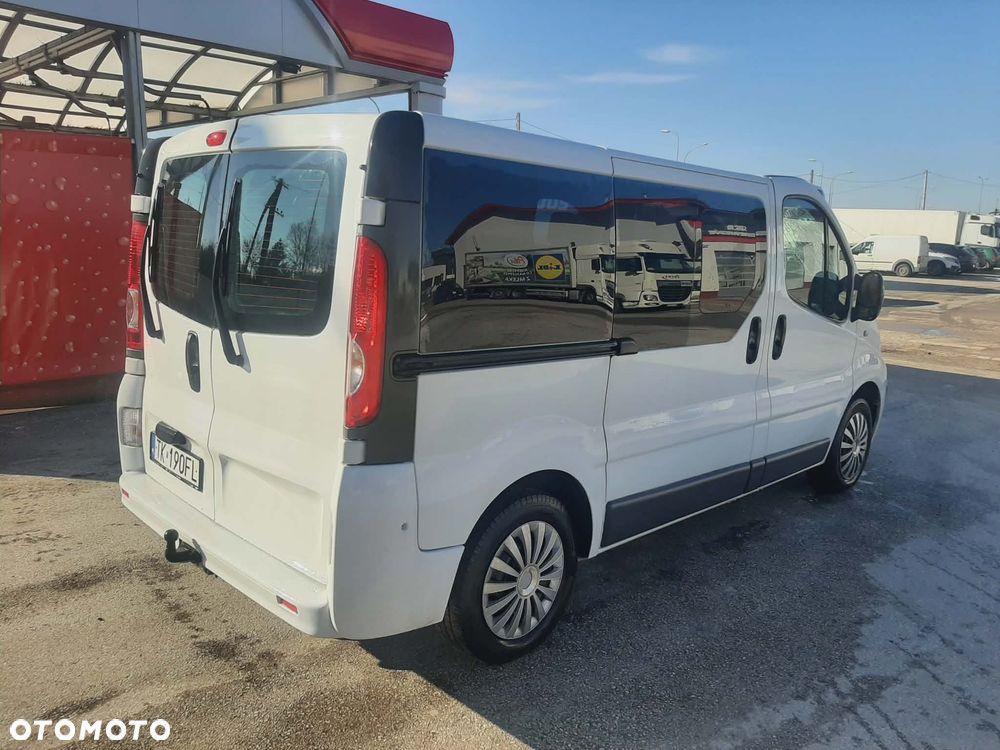Renault Trafic Passenger Expression - 5