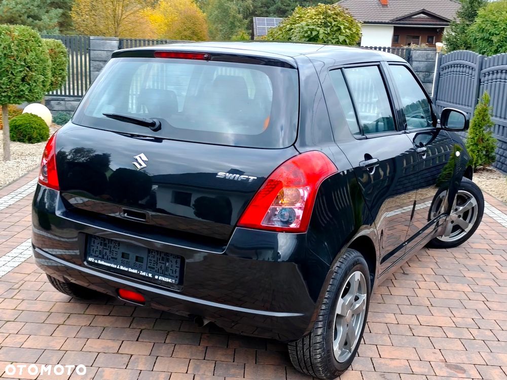 Suzuki Swift - 15