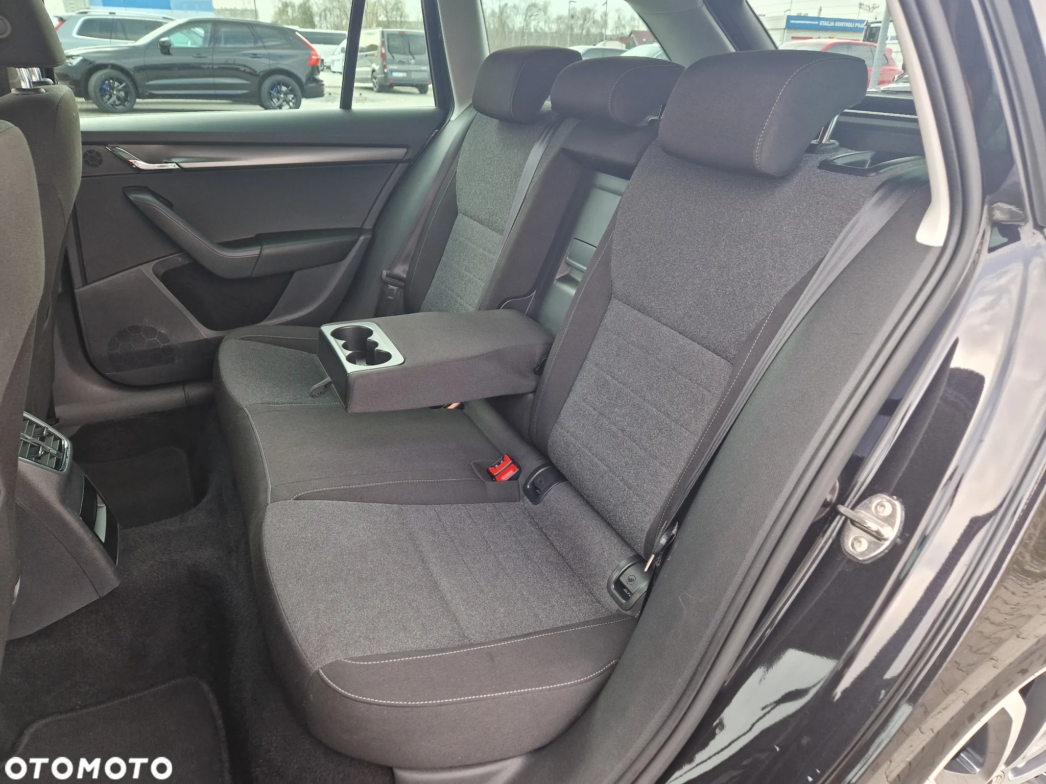 Skoda Octavia Combi 1.5 TSI ACT DSG Ambition - 25