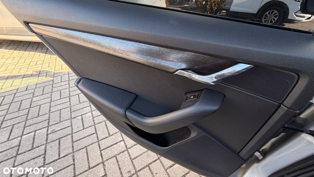 Skoda Octavia 1.8 TSI L&K DSG - 20