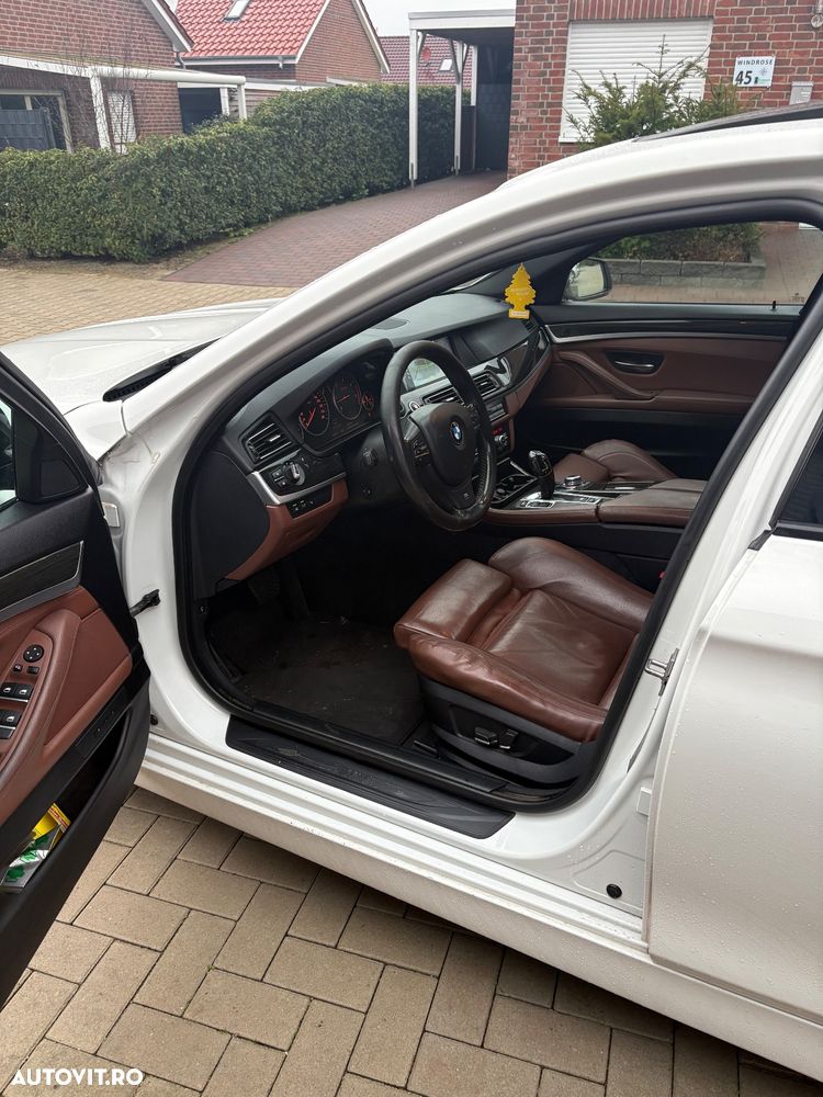 BMW Seria 5 530d Blue Performance Sport-Aut. - 9