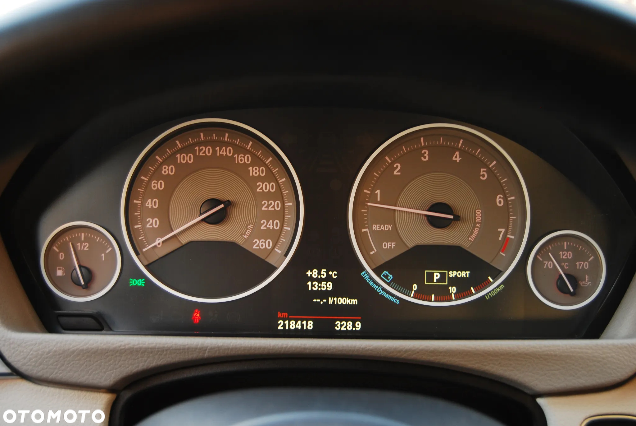 BMW Seria 3 320i Modern Line - 24