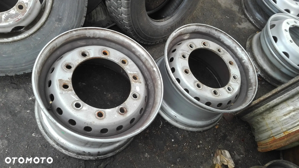 FELGA STALOWA MAN MERCEDES 22,5" X 11,75"