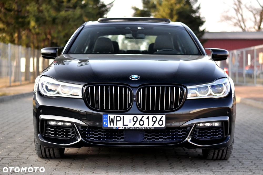 BMW Seria 7 - 8