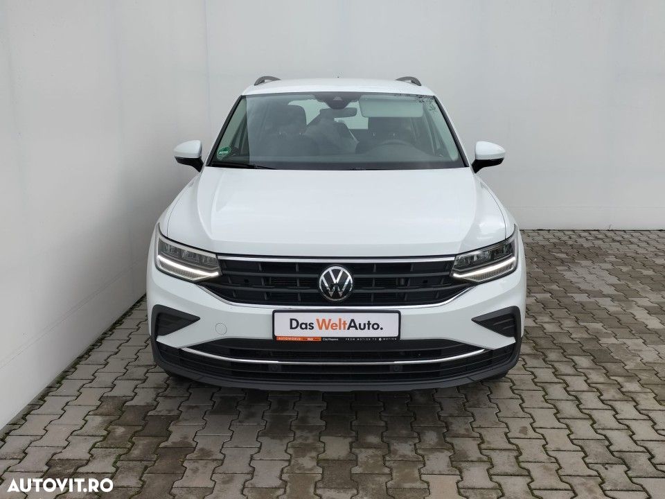 Volkswagen Tiguan - 6
