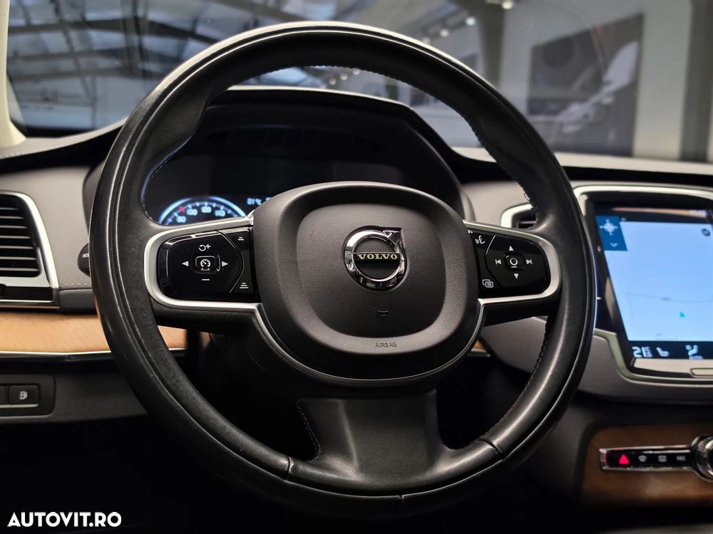 Volvo XC 90 T8 AWD Recharge Geartronic Inscription - 31