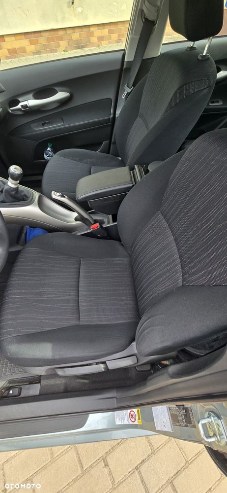 Toyota Auris 1.6 2010 - 5