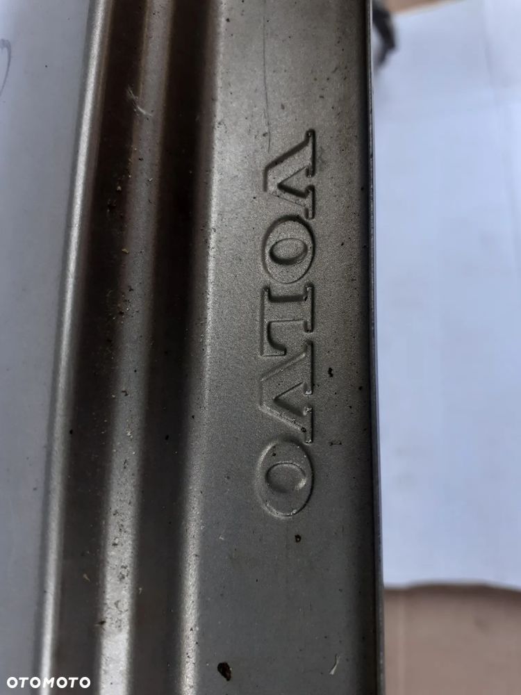 Volvo XC90 Błotnik Prawy Przedni02-14 rok. - 10