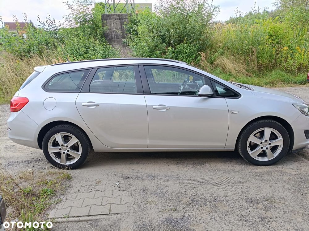 Opel Astra 1.7 CDTI Enjoy - 6