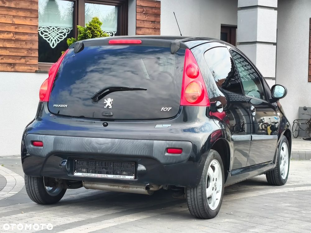 Peugeot 107 1.0 U Move - 16