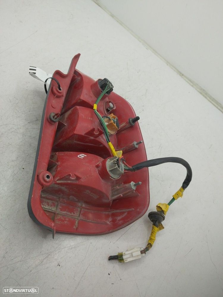 Farolim Stop Esq Mitsubishi Space Star Veículo Multiuso (Dg_A) - 4