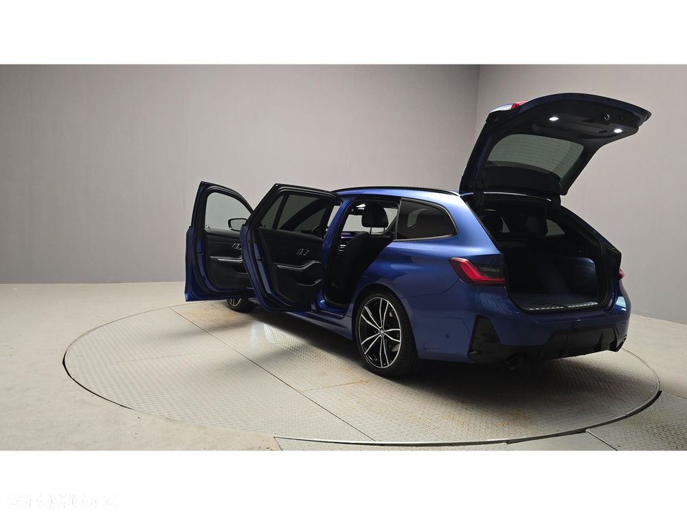 BMW Seria 3 320d xDrive M Sport - 15