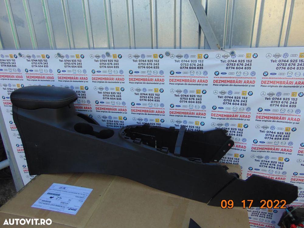 Cotiera Kia Soul dupa 2013 suport pahare cotiera completa dezmembrez - 1