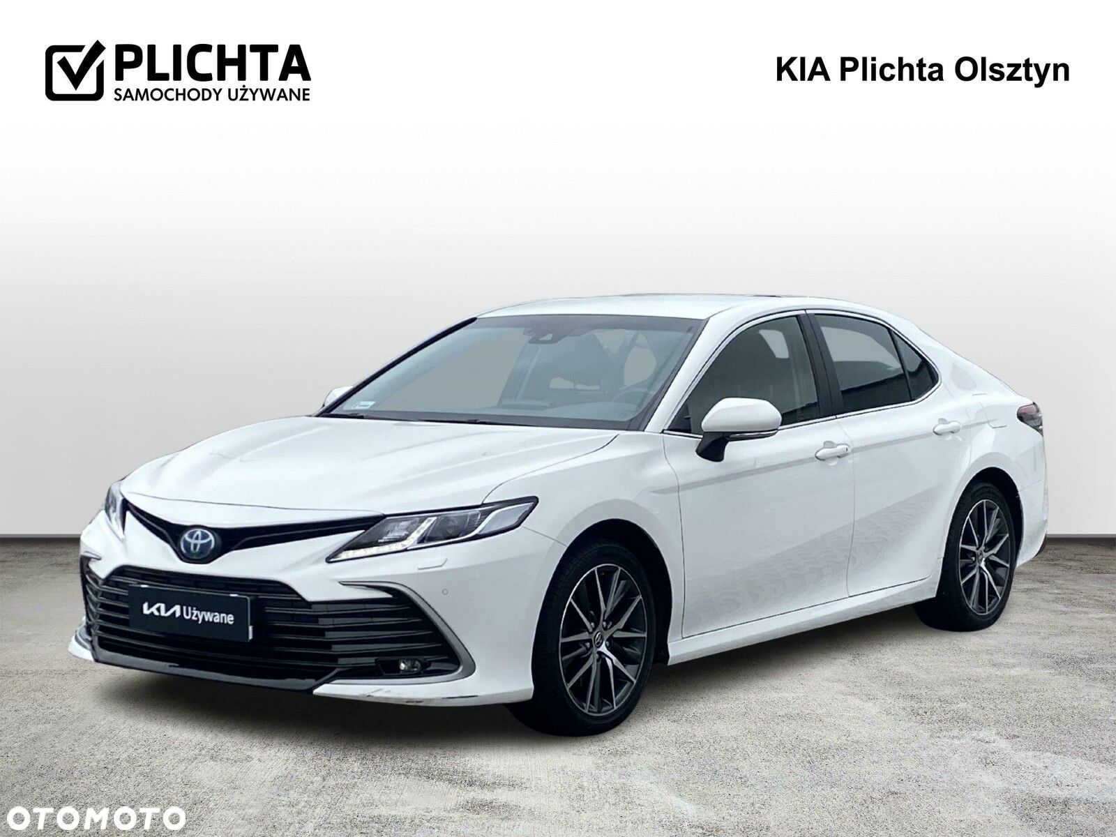 Toyota Camry - 1