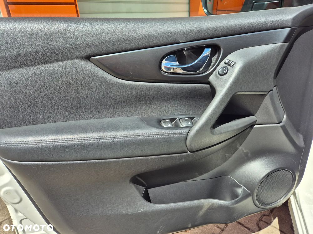 Nissan Qashqai 1.7 dCi Xtronic ALL-MODE 4x4i N-TEC - 23