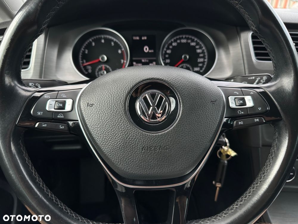 Volkswagen Golf 1.4 TSI BMT Highline - 33