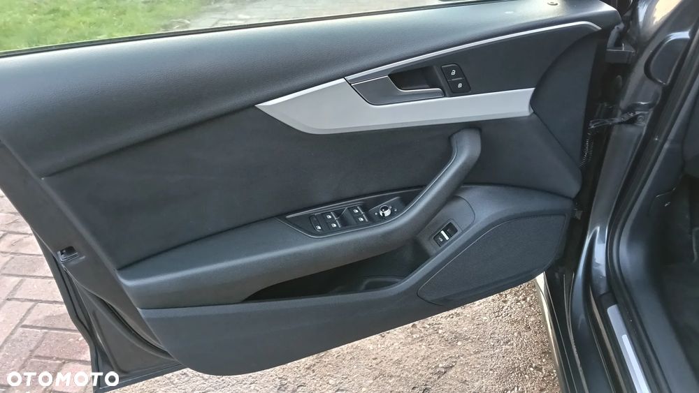 Audi A4 Avant 2.0 TDI S tronic - 26