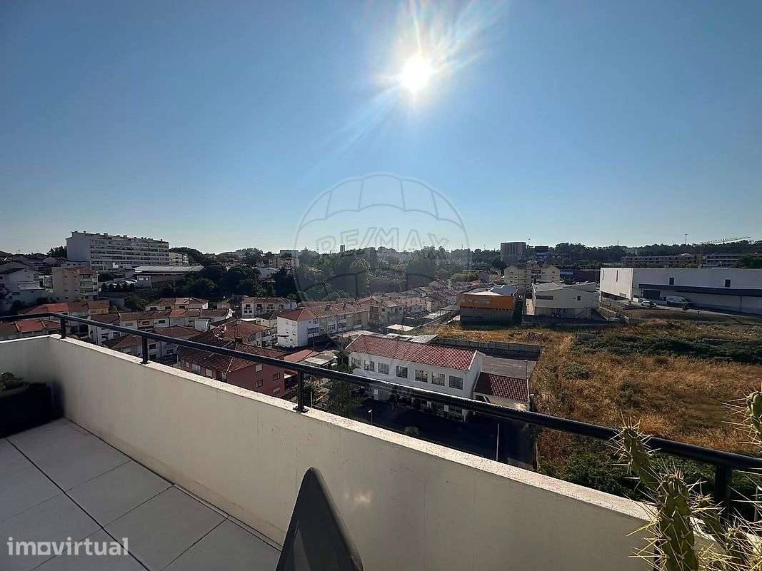 Apartamento T3 para arrendamento - Grande imagem: 2/17