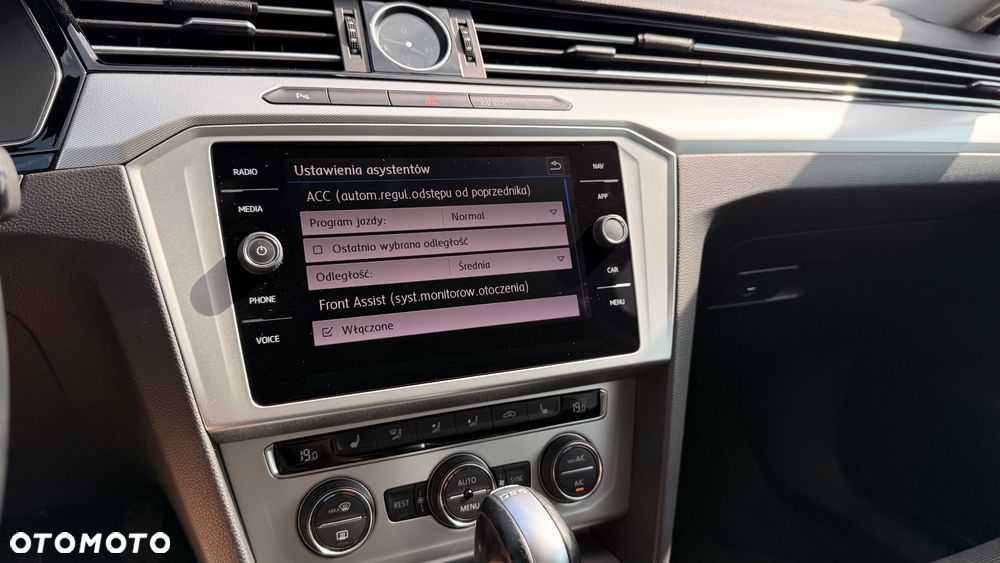 Volkswagen Passat 1.8 TSI BMT Comfortline DSG - 31
