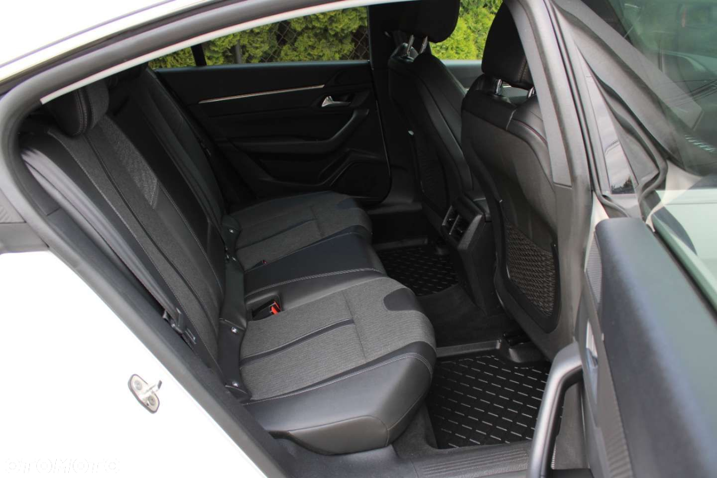 Peugeot 508 2.0 BlueHDi Allure S&S EAT8 - 10