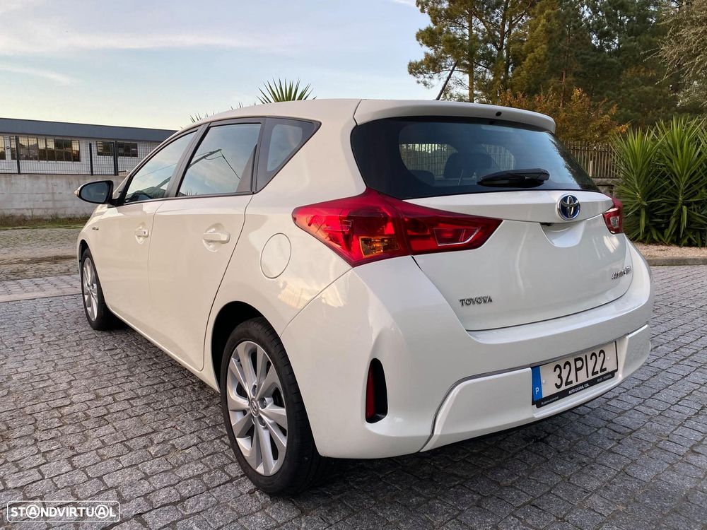 Toyota Auris 1.8 HSD Comfort - 10