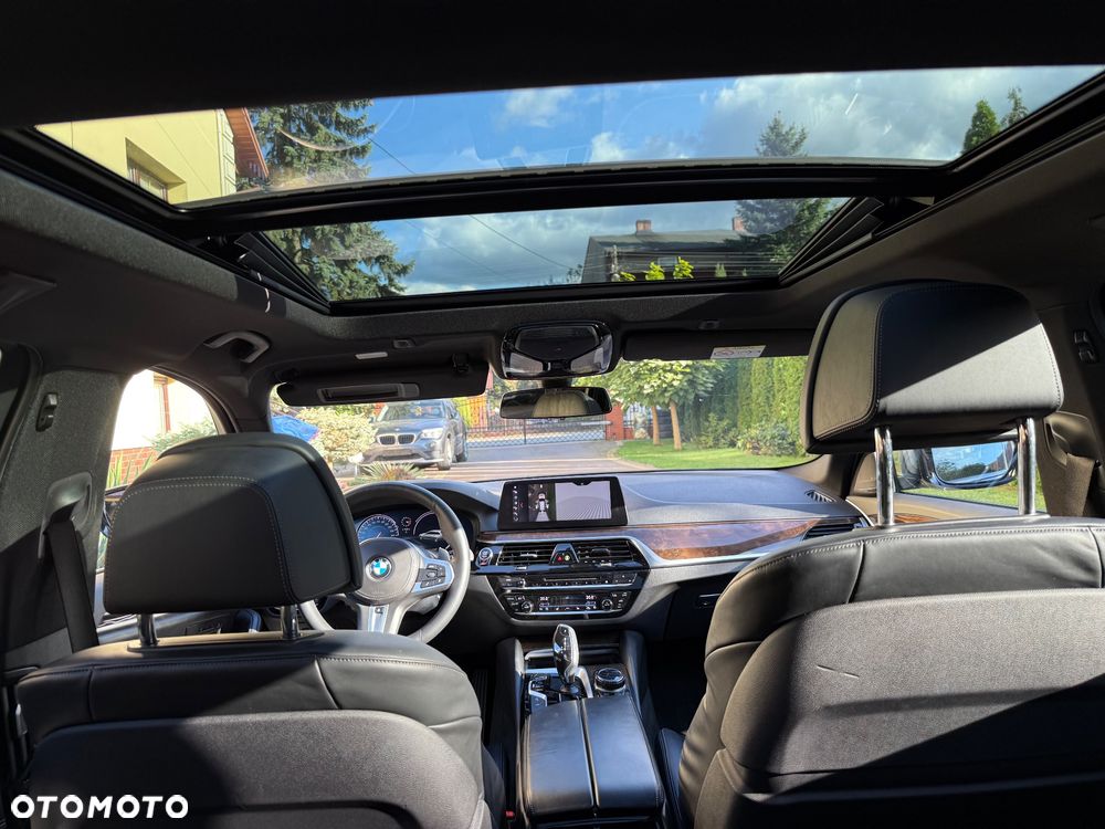 BMW Seria 5 520d Touring Sport Line - 21