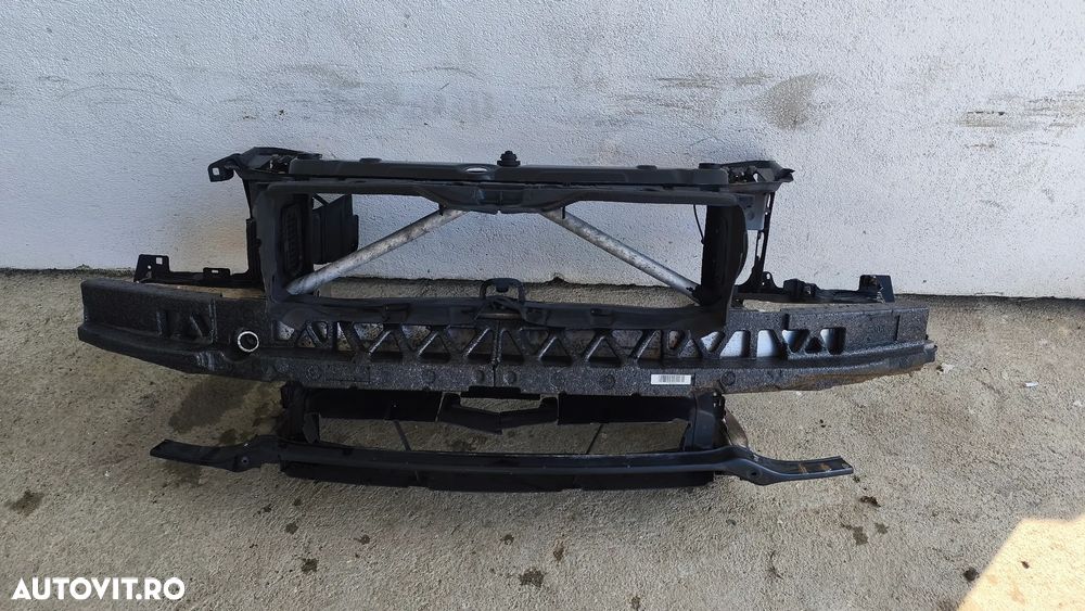 Trager complet fara radiatoare BMW F30 F31 (cu defect,a fost atinsa intaritura) - 1