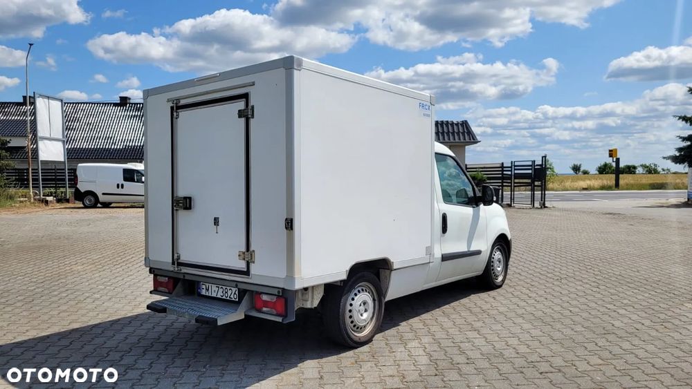Fiat Doblo - 11