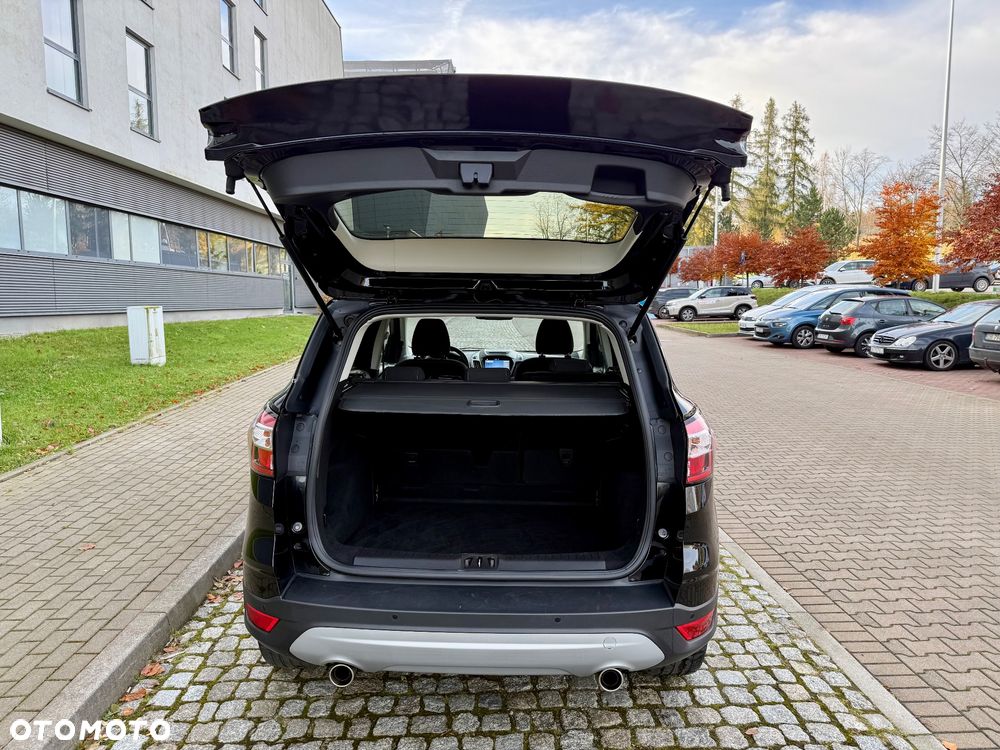 Ford Kuga 1.5 EcoBoost 2x4 Titanium - 29