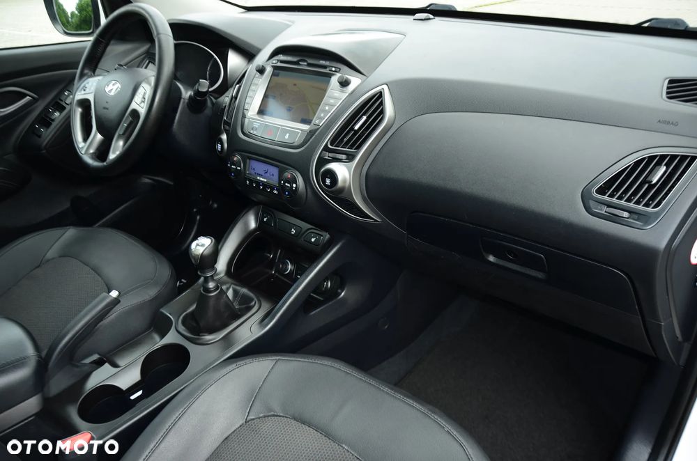 Hyundai ix35 2.0 CRDi 4WD Premium - 26