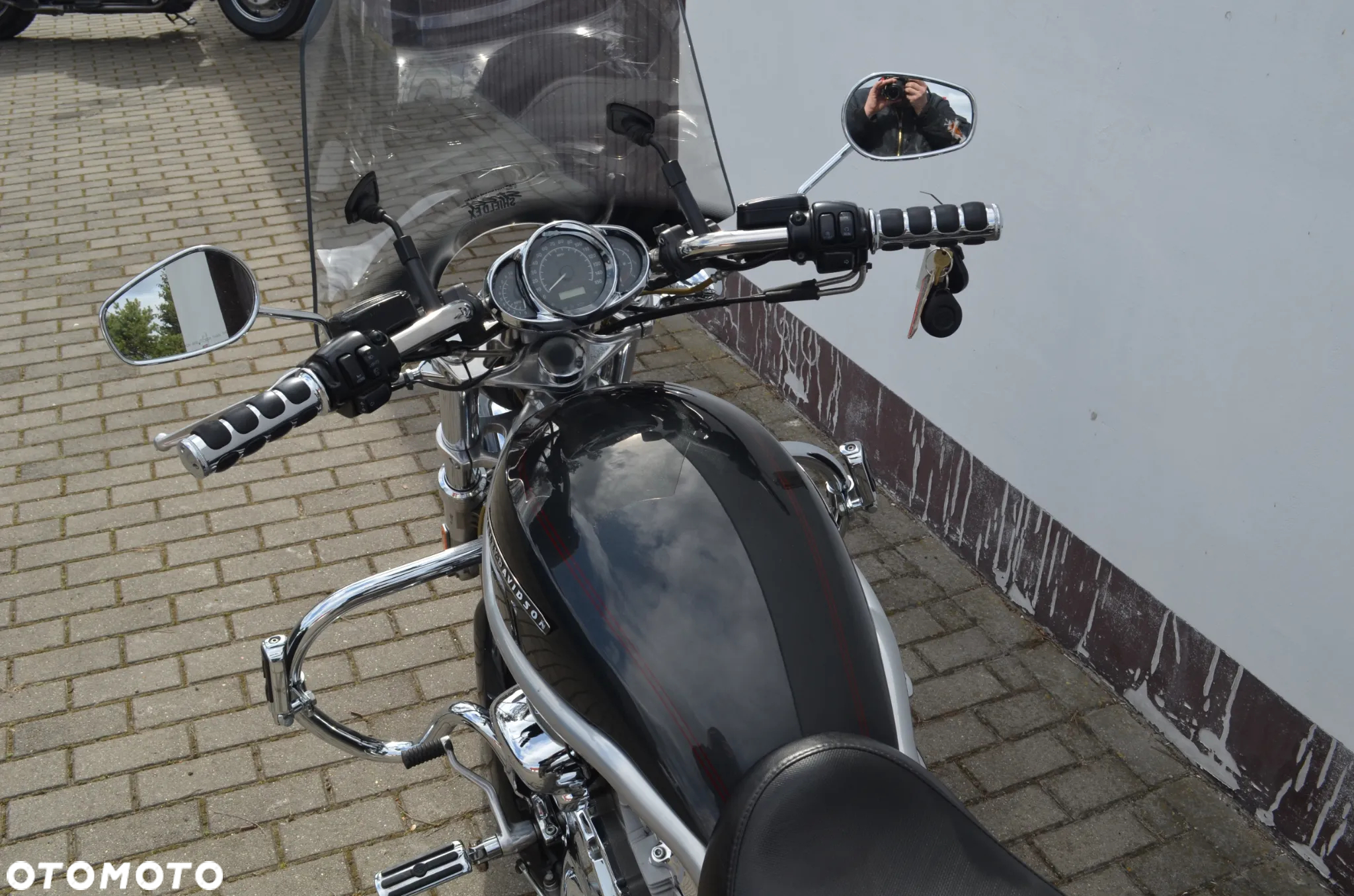 Harley-Davidson V-Rod Street Rod - 35