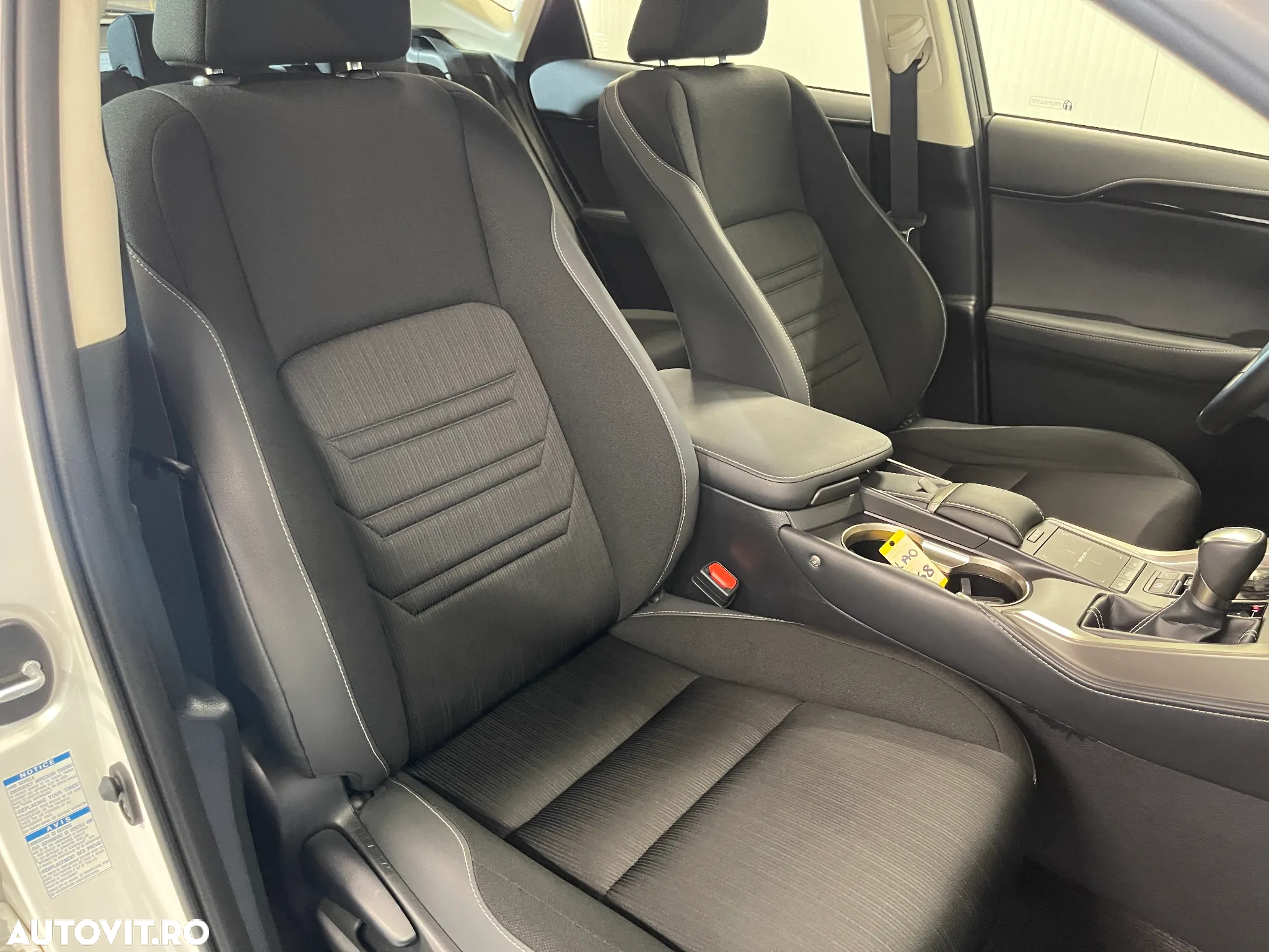 Lexus Seria NX 300h AWD Business - 9