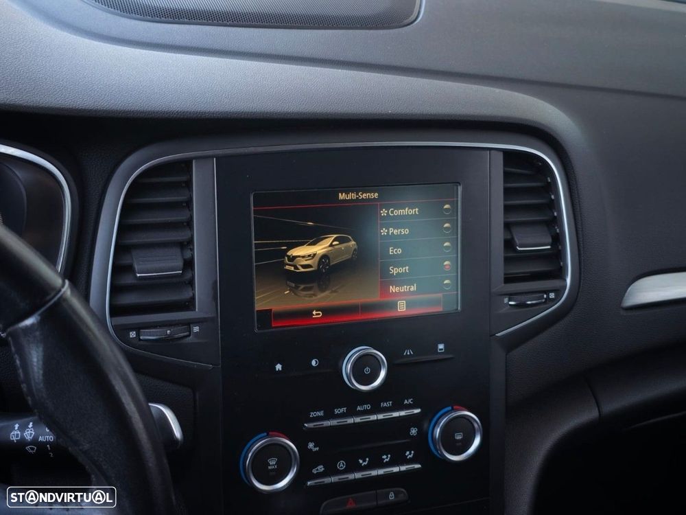 Renault Mégane 1.5 dCi Intens - 13