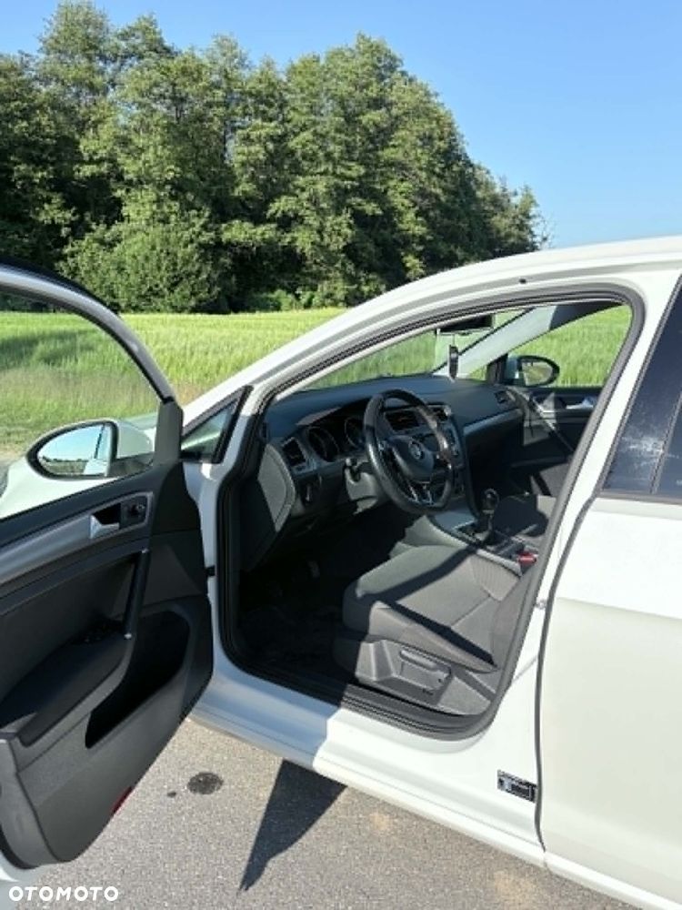 Volkswagen Golf 1.6 TDI Comfortline - 14
