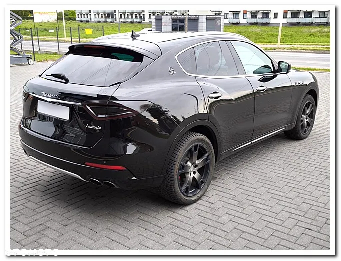 Maserati Levante Q4 Executive - 7