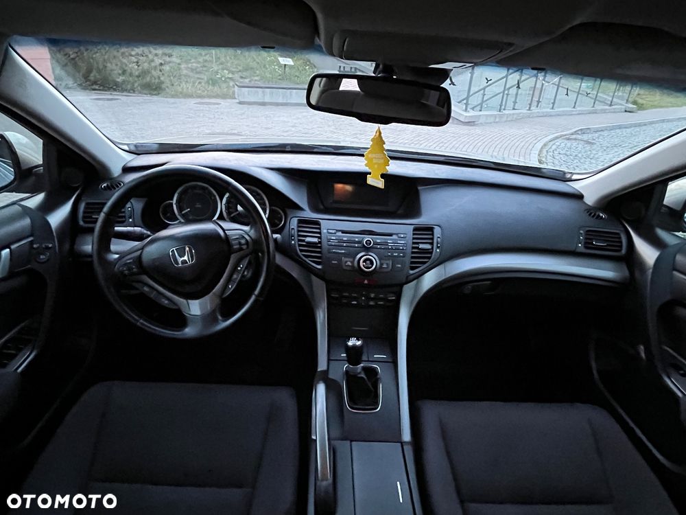 Honda Accord - 10