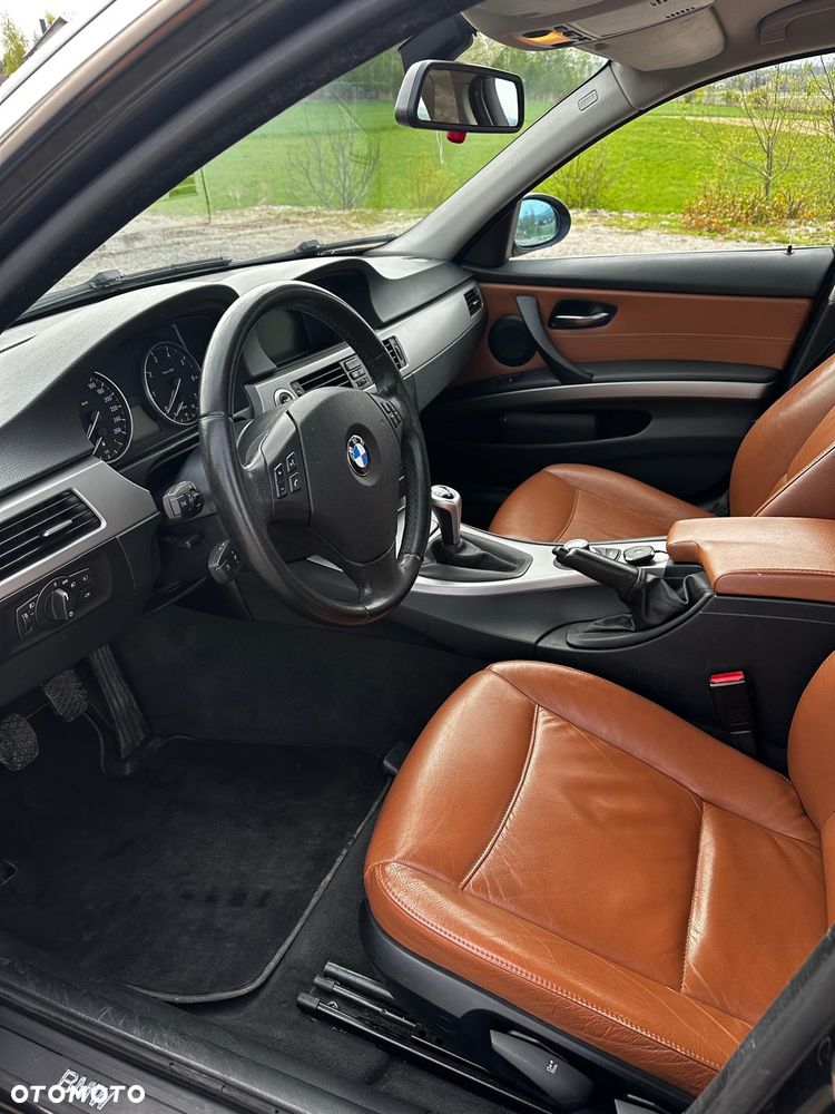BMW Seria 3 318i Edition Exclusive - 9